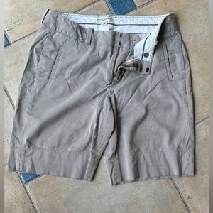 Banana Republic shorts with little flicks of gold shimmer. Size: 14.